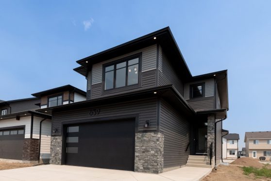 COPYRIGHTED BY D&M IMAGES