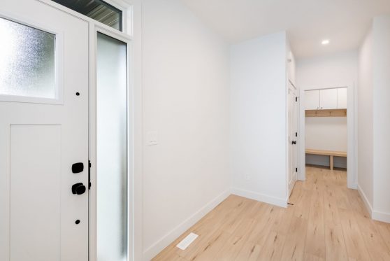 COPYRIGHTED BY D&M IMAGES