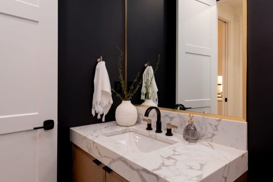 COPYRIGHTED BY D&M IMAGES