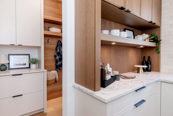 COPYRIGHTED BY D&M IMAGES