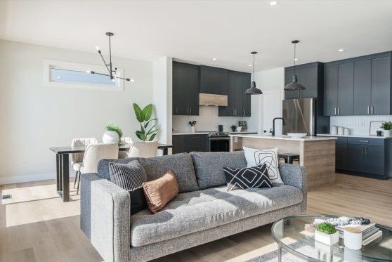 03-318-Aniskotaw-Bend-Saskatoon-03