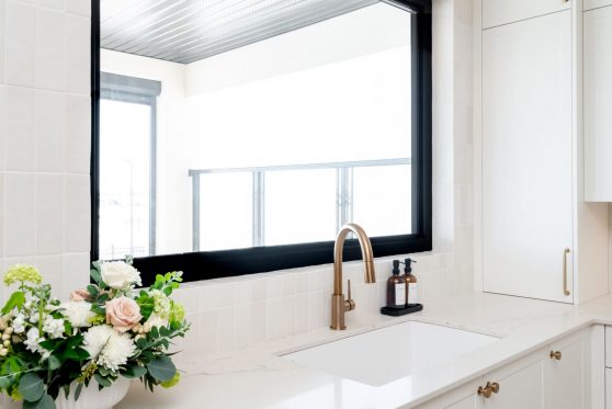 COPYRIGHTED BY D&M IMAGES