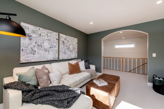 COPYRIGHTED BY D&M IMAGES