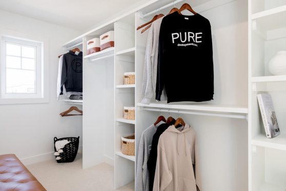 COPYRIGHTED BY D&M IMAGES