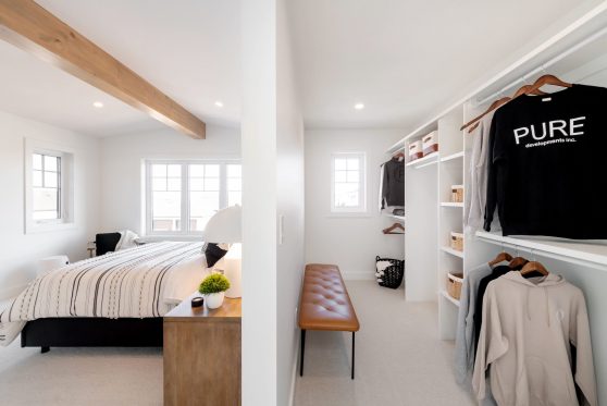 COPYRIGHTED BY D&M IMAGES