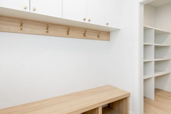 COPYRIGHTED BY D&M IMAGES