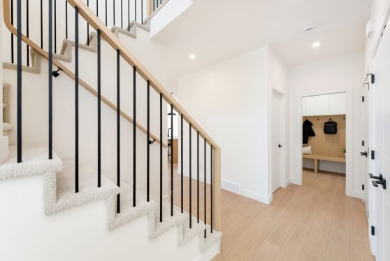 COPYRIGHTED BY D&M IMAGES