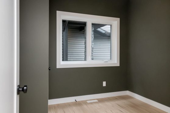 COPYRIGHTED BY D&M IMAGES