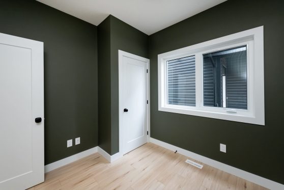 COPYRIGHTED BY D&M IMAGES