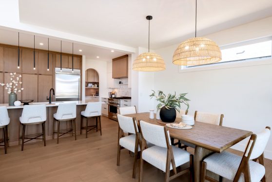 COPYRIGHTED BY D&M IMAGES