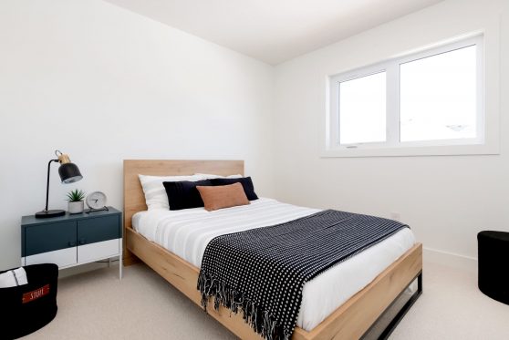 COPYRIGHTED BY D&M IMAGES