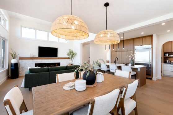 COPYRIGHTED BY D&M IMAGES