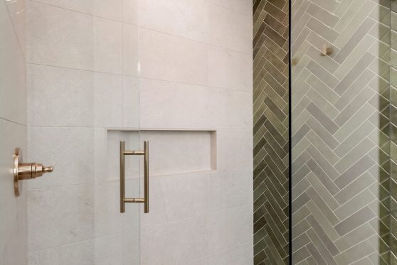 COPYRIGHTED BY D&M IMAGES