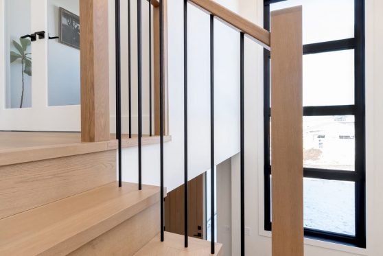 COPYRIGHTED BY D&M IMAGES