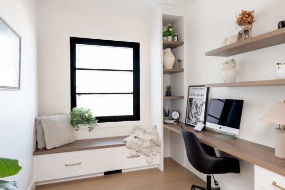 COPYRIGHTED BY D&M IMAGES