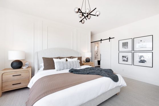 COPYRIGHTED BY D&M IMAGES