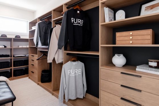 COPYRIGHTED BY D&M IMAGES