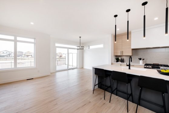 COPYRIGHTED BY D&M IMAGES