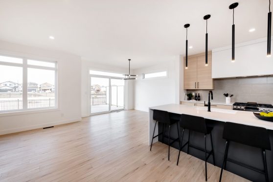 COPYRIGHTED BY D&M IMAGES