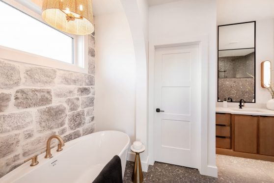 COPYRIGHTED BY D&M IMAGES