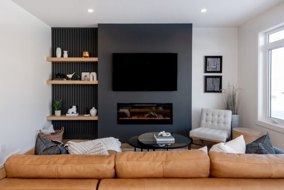 COPYRIGHTED BY D&M IMAGES