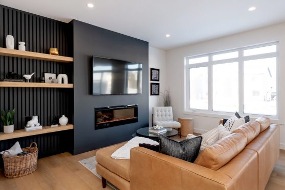 COPYRIGHTED BY D&M IMAGES