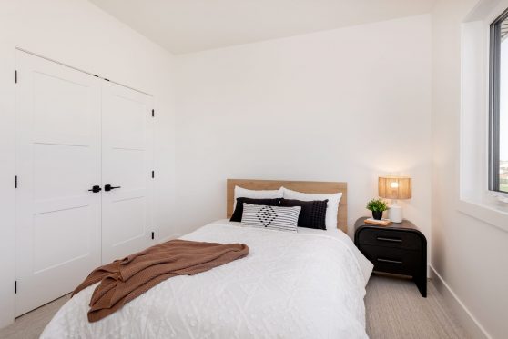 COPYRIGHTED BY D&M IMAGES