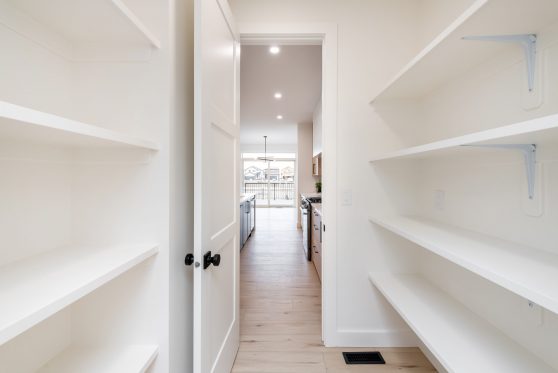 COPYRIGHTED BY D&M IMAGES