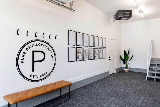 COPYRIGHTED BY D&M IMAGES