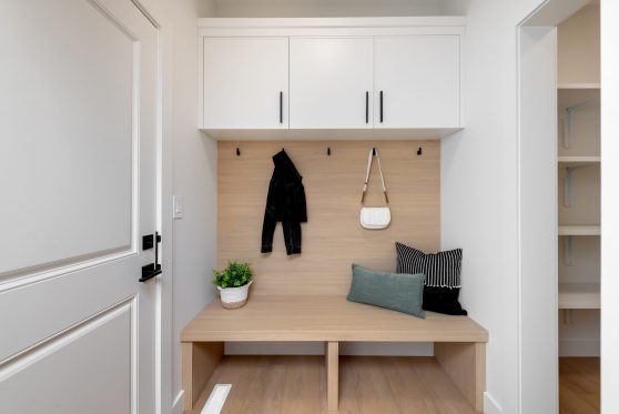 COPYRIGHTED BY D&M IMAGES