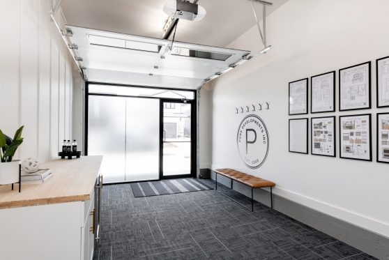 COPYRIGHTED BY D&M IMAGES