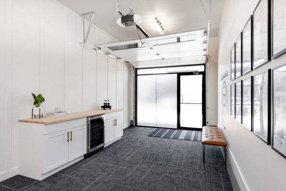 COPYRIGHTED BY D&M IMAGES