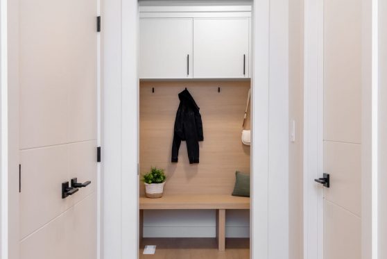 COPYRIGHTED BY D&M IMAGES