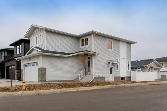 COPYRIGHTED BY D&M IMAGES