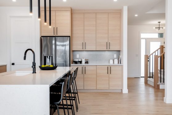 COPYRIGHTED BY D&M IMAGES