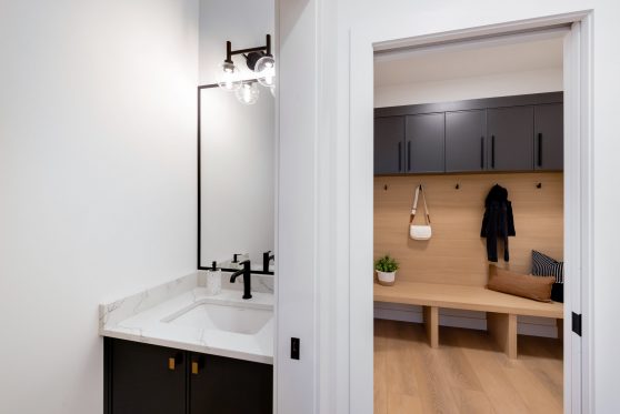 COPYRIGHTED BY D&M IMAGES