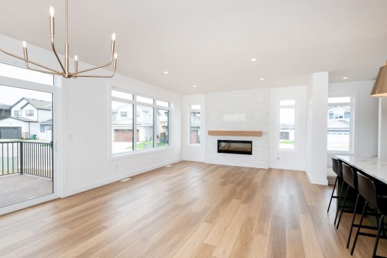 COPYRIGHTED BY D&M IMAGES