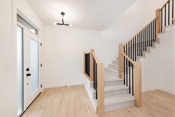 COPYRIGHTED BY D&M IMAGES