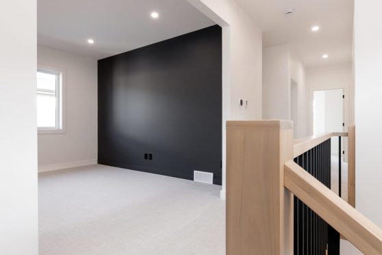 COPYRIGHTED BY D&M IMAGES