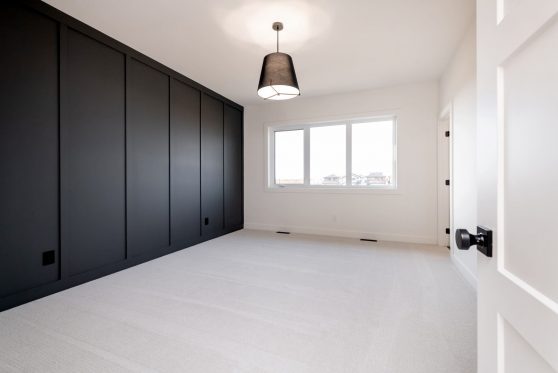 COPYRIGHTED BY D&M IMAGES