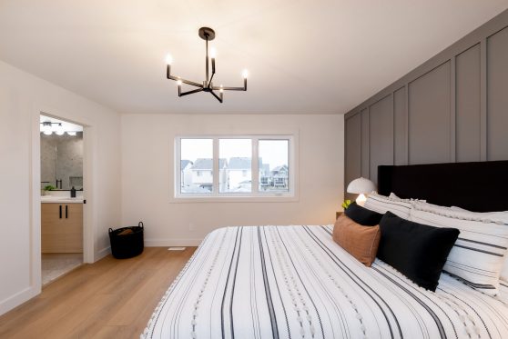 COPYRIGHTED BY D&M IMAGES