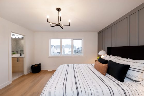 COPYRIGHTED BY D&M IMAGES