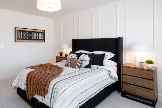 COPYRIGHTED BY D&M IMAGES