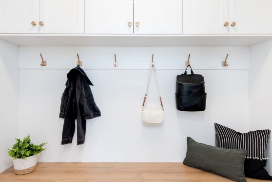 COPYRIGHTED BY D&M IMAGES