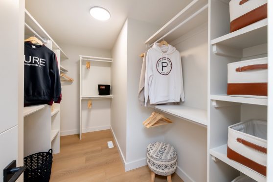 COPYRIGHTED BY D&M IMAGES