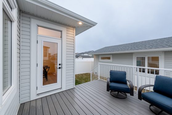 COPYRIGHTED BY D&M IMAGES