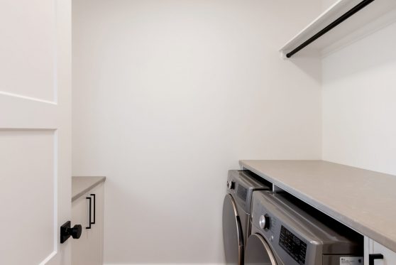 COPYRIGHTED BY D&M IMAGES