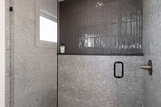 COPYRIGHTED BY D&M IMAGES