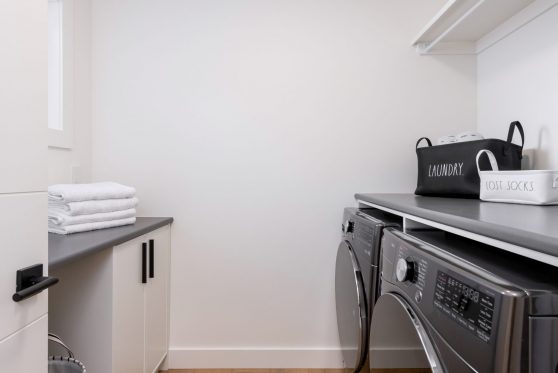 COPYRIGHTED BY D&M IMAGES