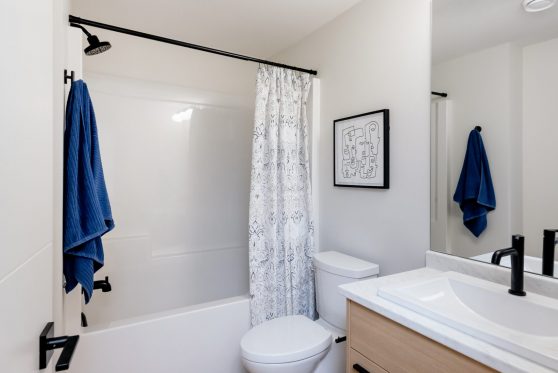 COPYRIGHTED BY D&M IMAGES